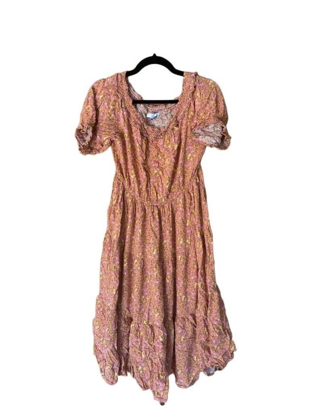 Ce Femme Floral Print Short Sleeve Square Neck Tiered Midi Dress in Dusty Rose